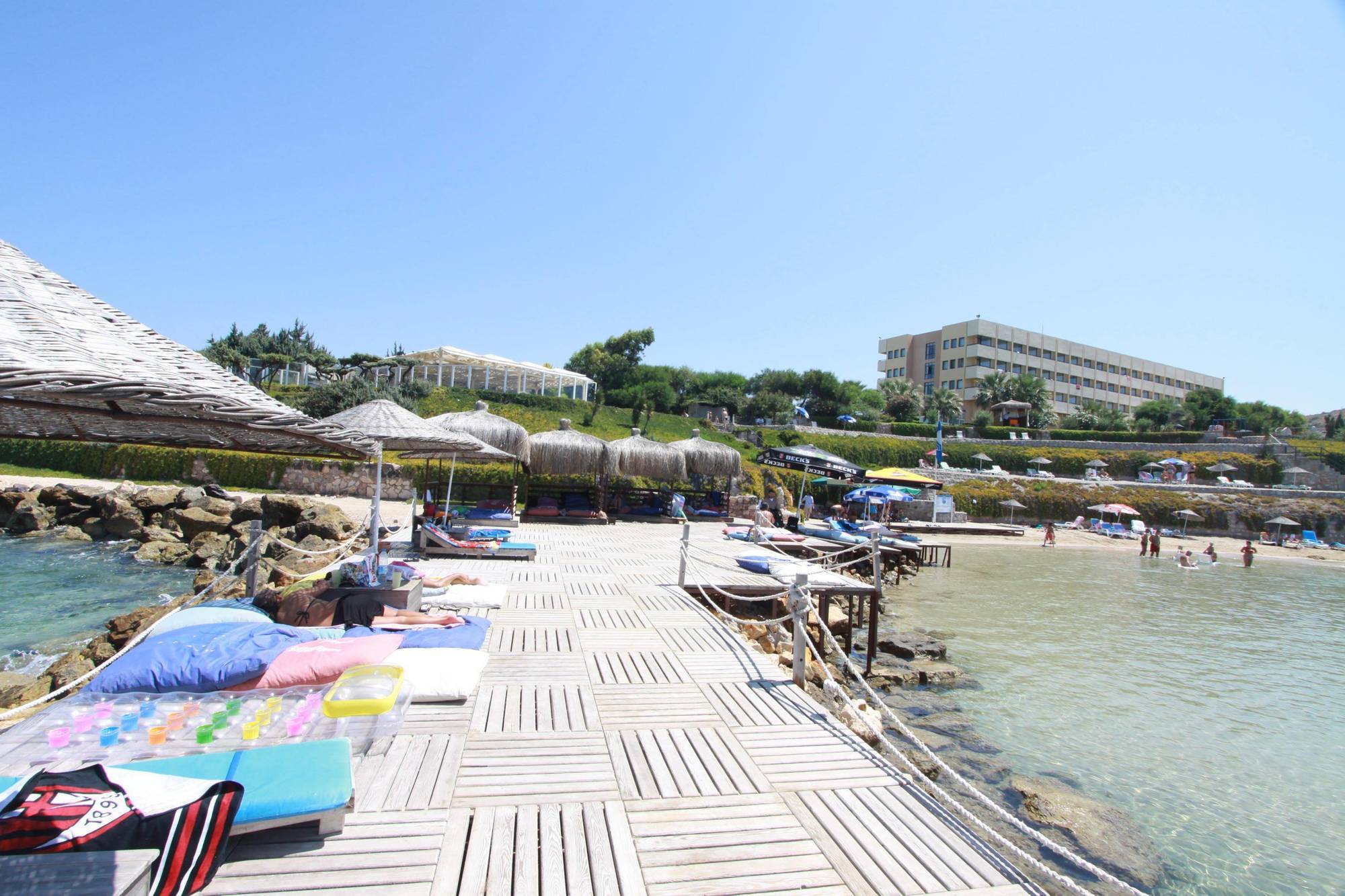 Babaylon Hotel Кешме Экстерьер фото