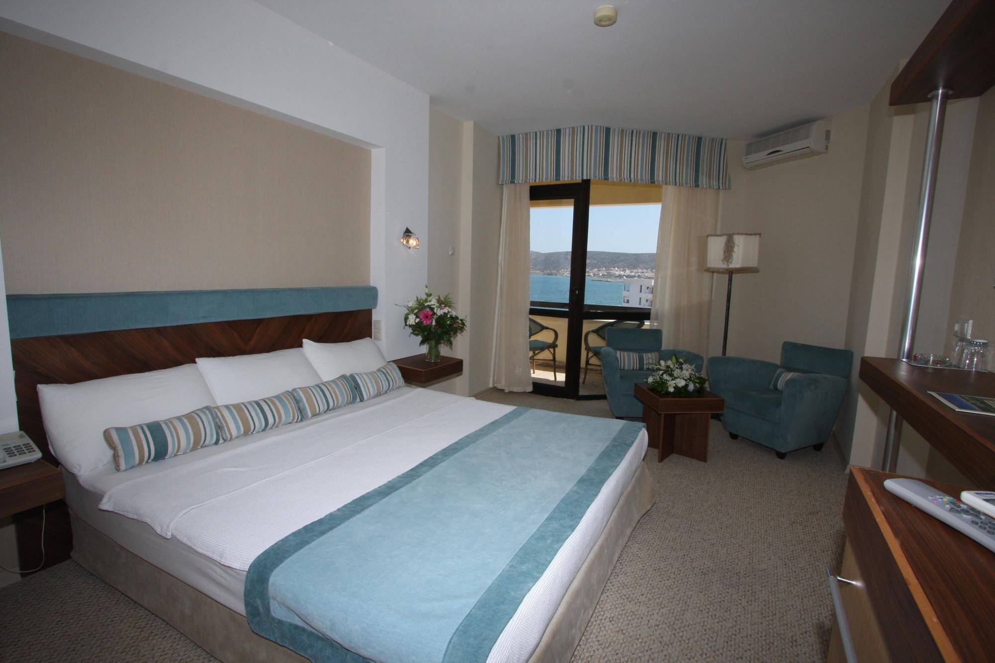 Babaylon Hotel Кешме Номер фото