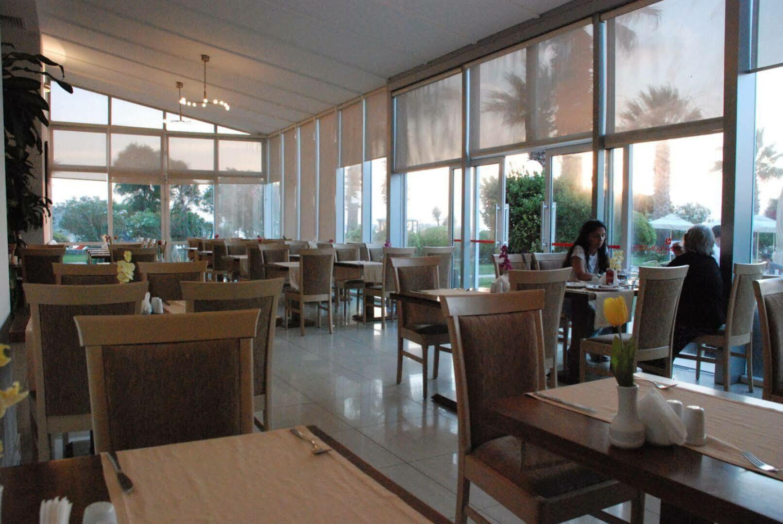 Babaylon Hotel Кешме Экстерьер фото